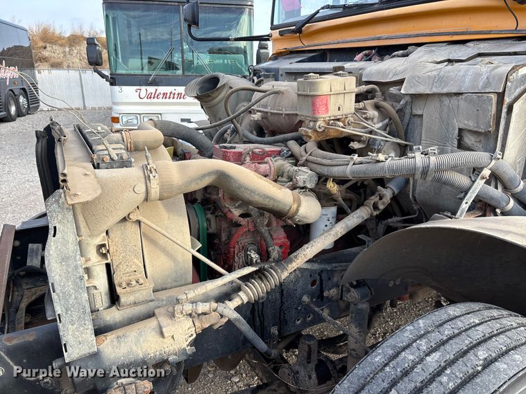 image for item OE9360 2013 Blue Bird Vision Conventional school bus