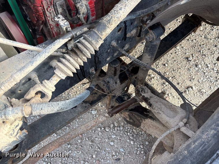 image for item OE9360 2013 Blue Bird Vision Conventional school bus