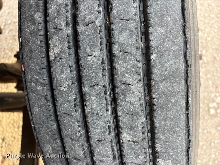 image for item OE9360 2013 Blue Bird Vision Conventional school bus