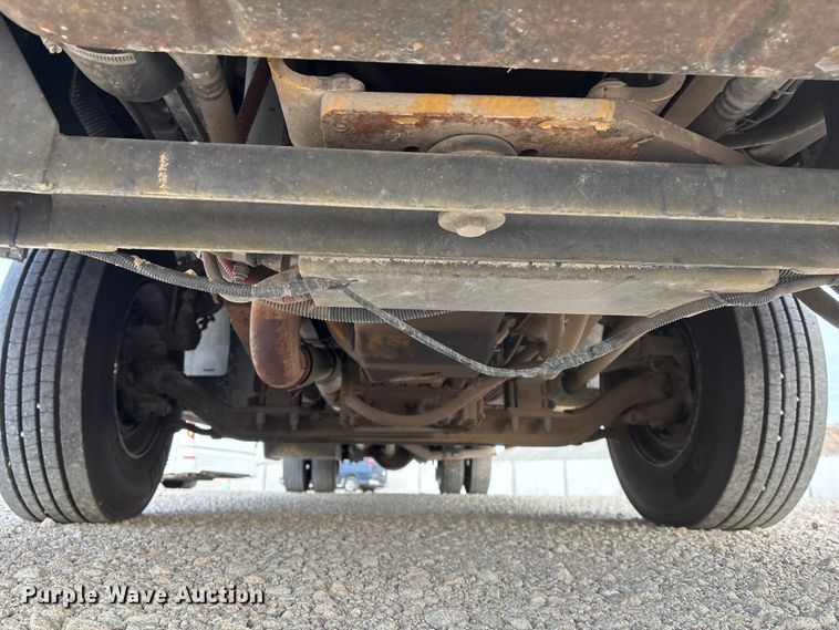 image for item OE9366 2005 Thomas Built School school bus