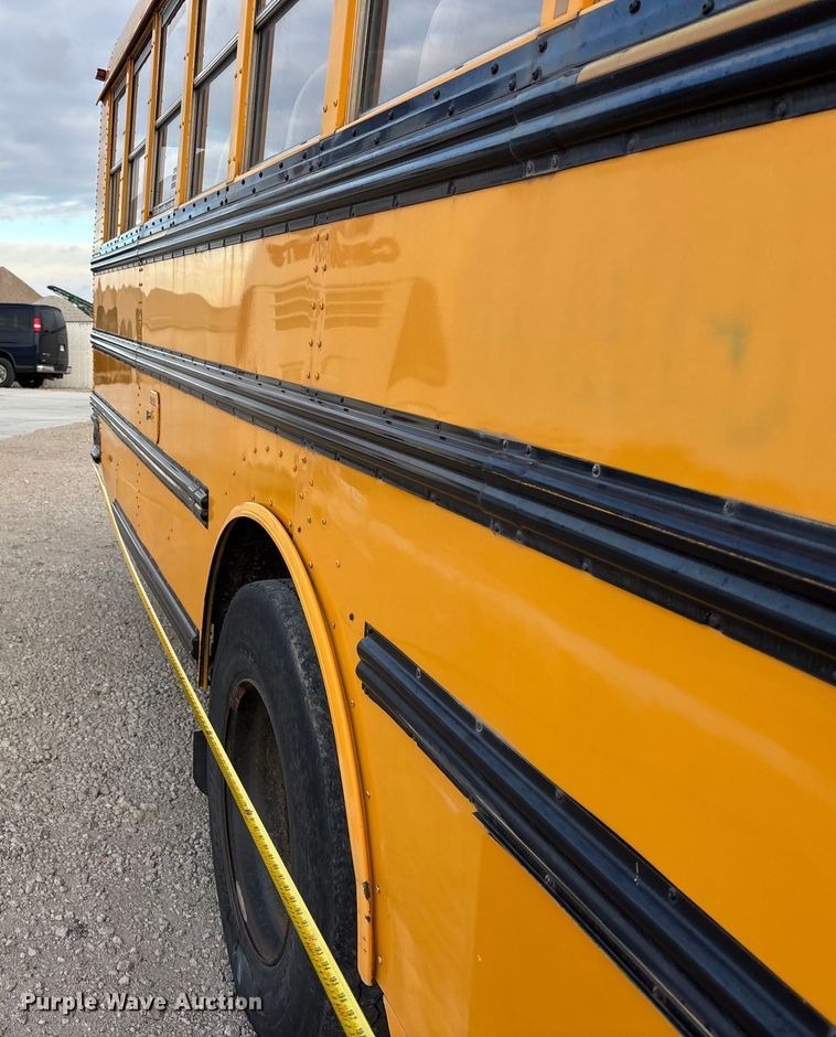 image for item OE9366 2005 Thomas Built School school bus