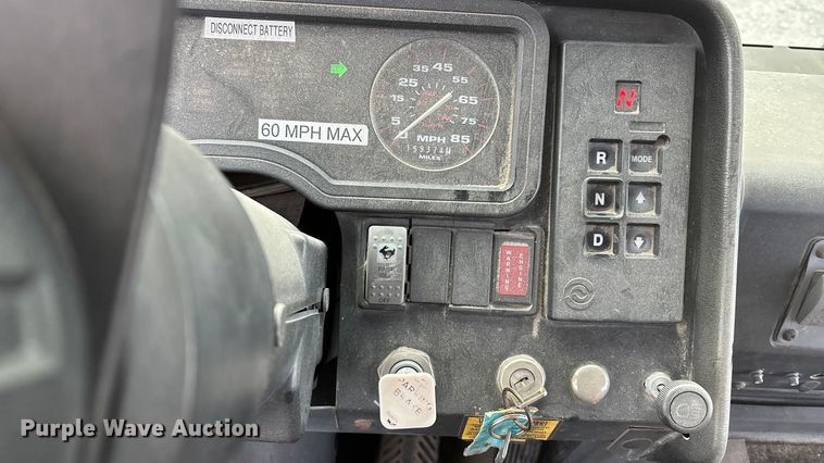 image for item OE9366 2005 Thomas Built School school bus