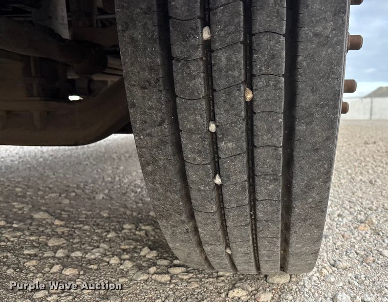 image for item OE9366 2005 Thomas Built School school bus