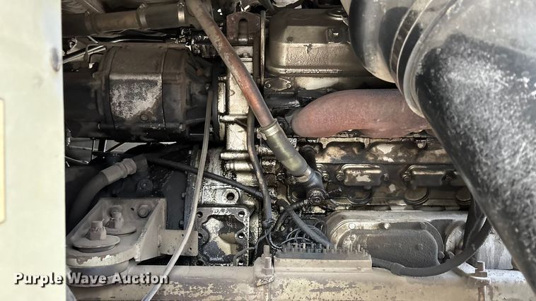 image for item OE9368 1989 Motor Coach Industries 102C3 Intercity coach bus