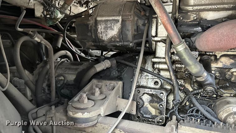 image for item OE9368 1989 Motor Coach Industries 102C3 Intercity coach bus