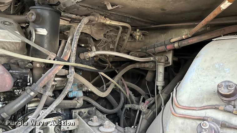 image for item OE9368 1989 Motor Coach Industries 102C3 Intercity coach bus