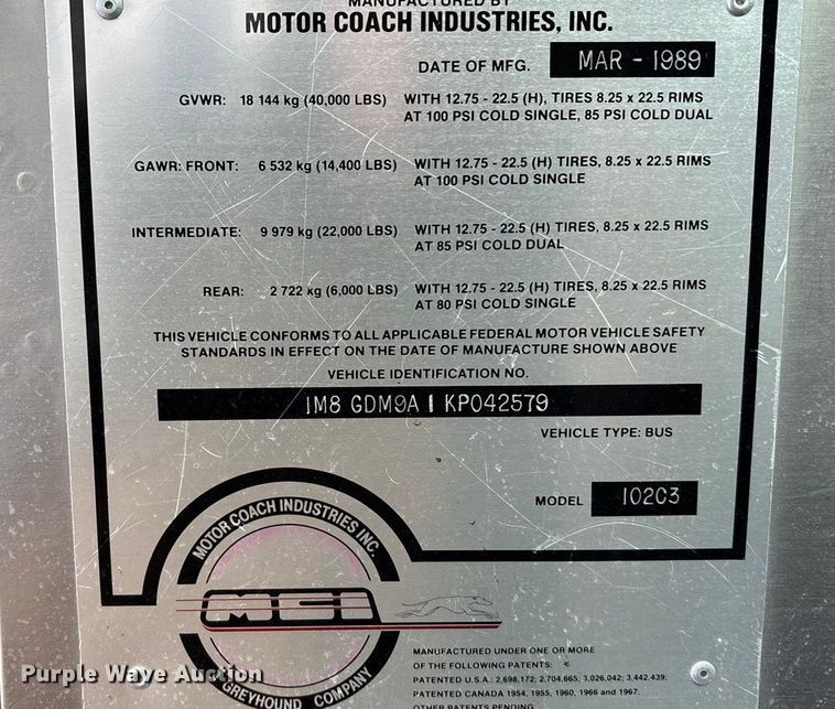 image for item OE9368 1989 Motor Coach Industries 102C3 Intercity coach bus
