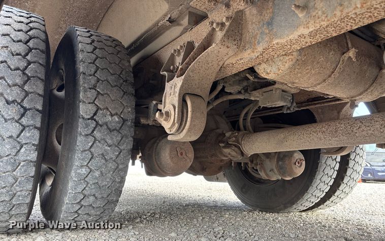 image for item OE9369 2007 Blue Bird All American school bus