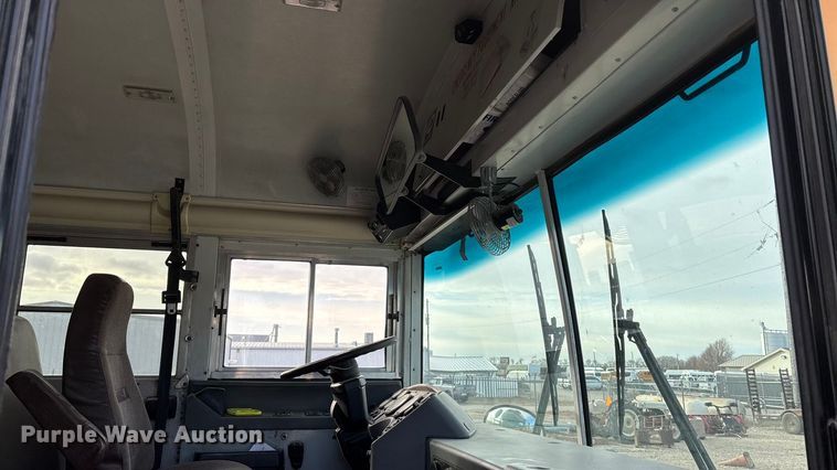 image for item OE9369 2007 Blue Bird All American school bus