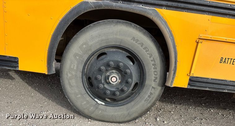 image for item OE9369 2007 Blue Bird All American school bus