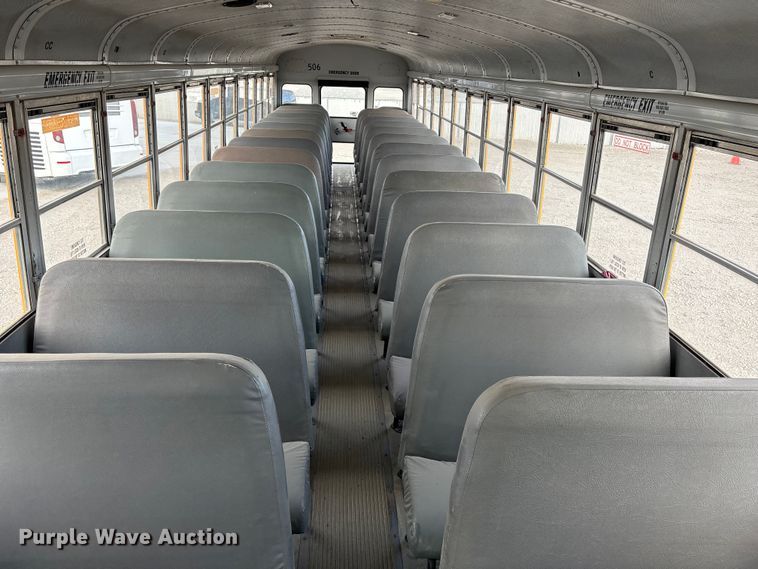 image for item OE9370 2005 Thomas Built school bus
