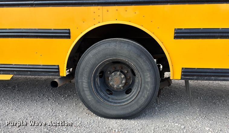 image for item OE9370 2005 Thomas Built school bus