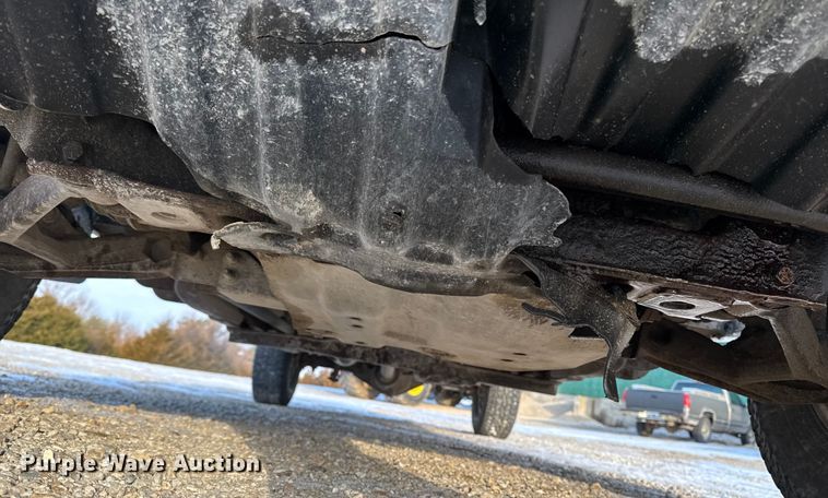 image for item OE9512 2003 Chevrolet Silverado 2500HD Ext. Cab pickup truck