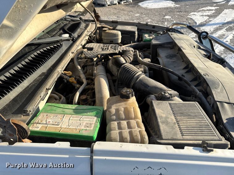 image for item OE9512 2003 Chevrolet Silverado 2500HD Ext. Cab pickup truck