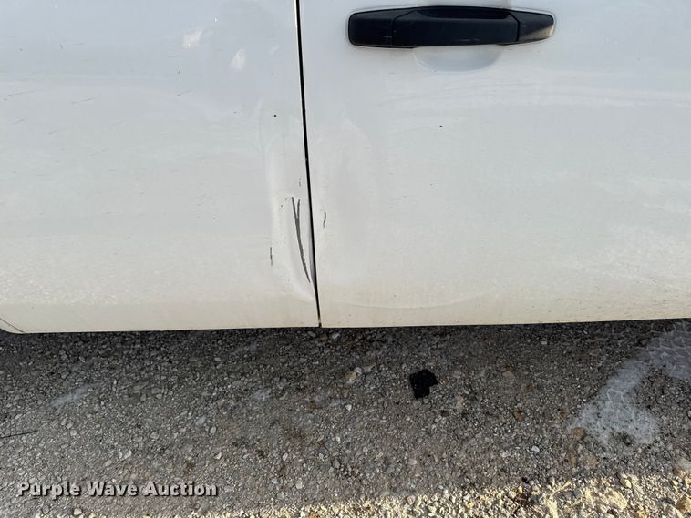 image for item OE9514 2011 Chevrolet Silverado 1500 Ext. Cab pickup truck