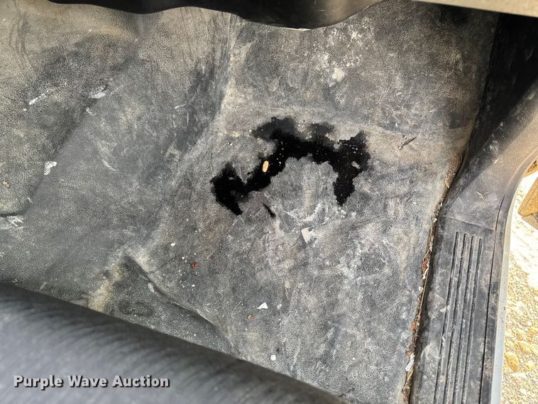 image for item OE9514 2011 Chevrolet Silverado 1500 Ext. Cab pickup truck