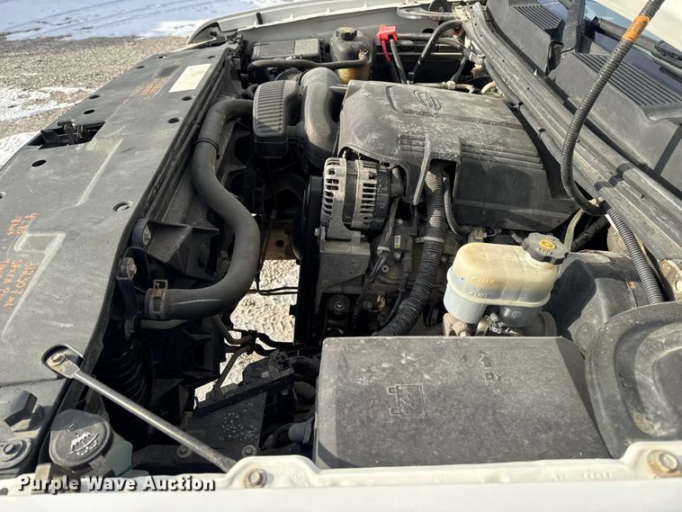 image for item OE9514 2011 Chevrolet Silverado 1500 Ext. Cab pickup truck