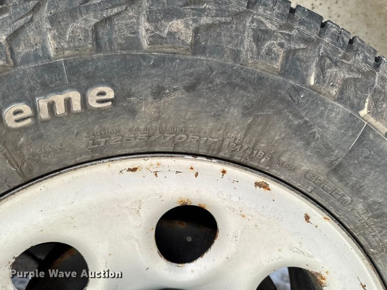 image for item OE9514 2011 Chevrolet Silverado 1500 Ext. Cab pickup truck