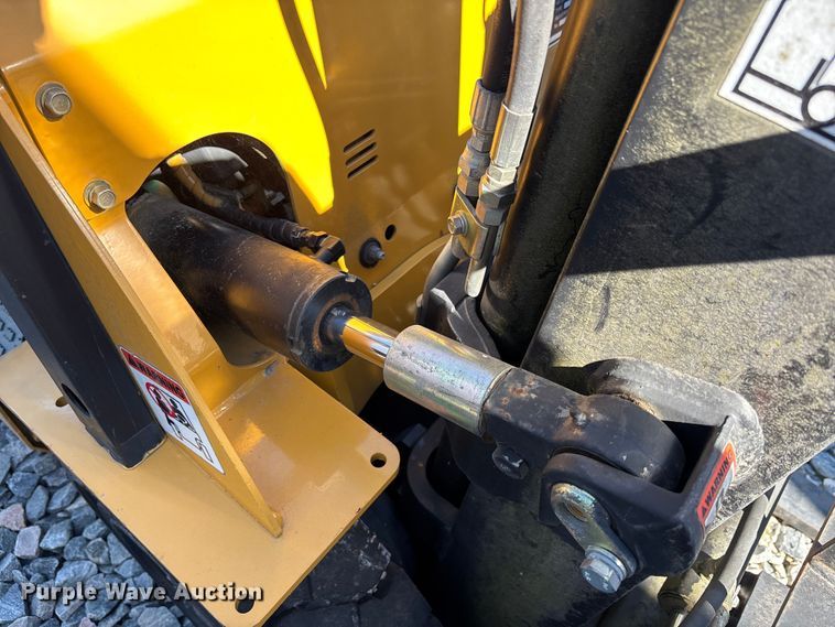 image for item YA1193 Caterpillar FG25N forklift