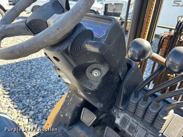 image for item YA1193 Caterpillar FG25N forklift