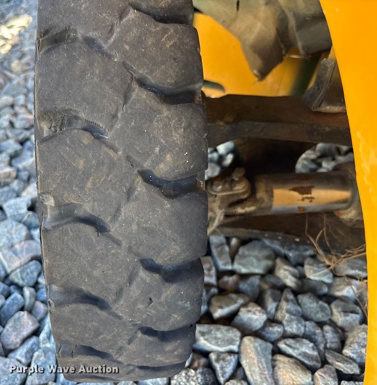 image for item YA1193 Caterpillar FG25N forklift