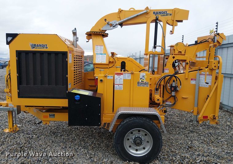 image for item YA1889 2021 Bandit Intimidator 18XP wood chipper