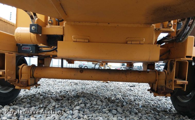 image for item YA1889 2021 Bandit Intimidator 18XP wood chipper