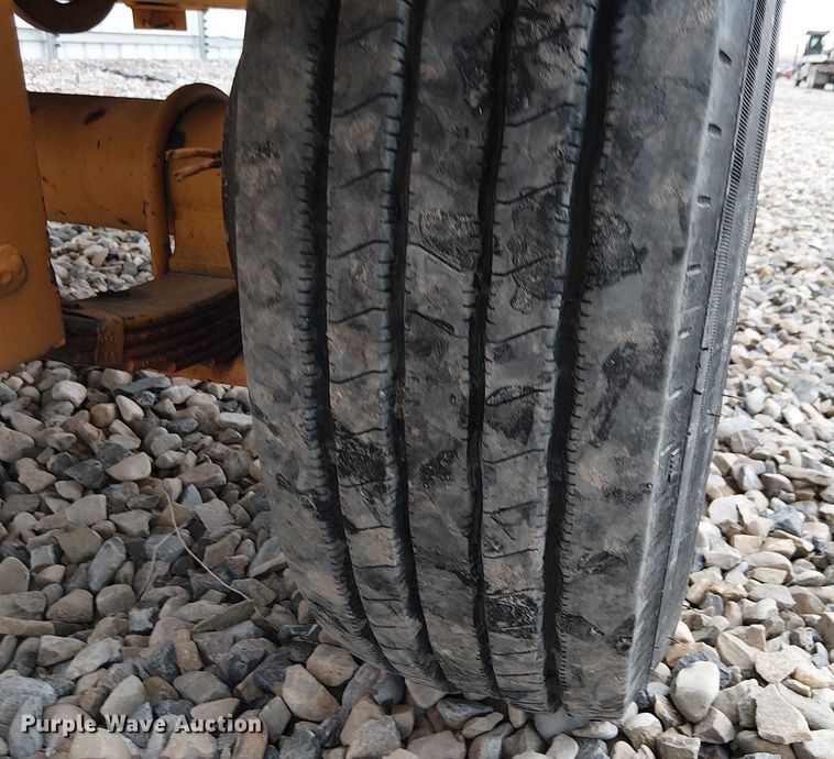 image for item YA1889 2021 Bandit Intimidator 18XP wood chipper