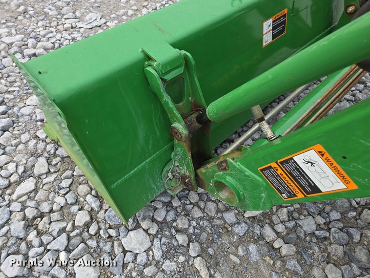 image for item YA2163 2009 John Deere 3032E MFWD tractor