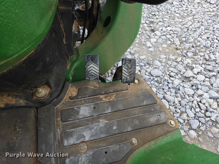 image for item YA2163 2009 John Deere 3032E MFWD tractor