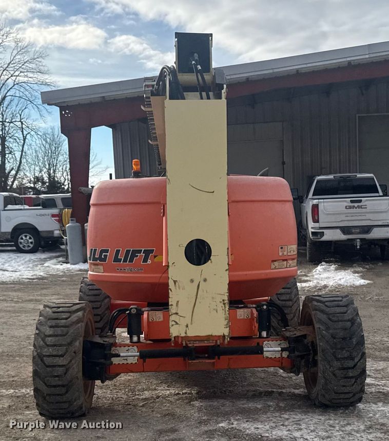 image for item DO2377 JLG 600AJ boom lift