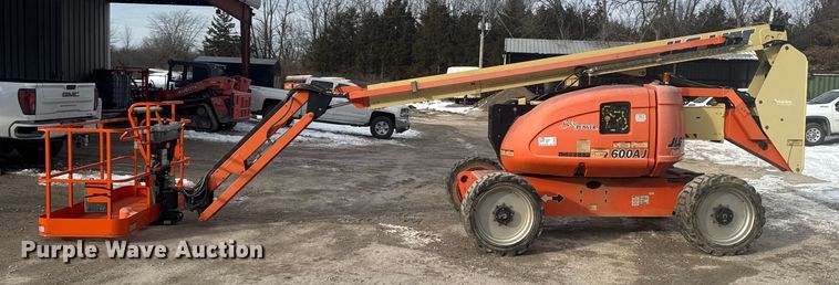 image for item DO2377 JLG 600AJ boom lift