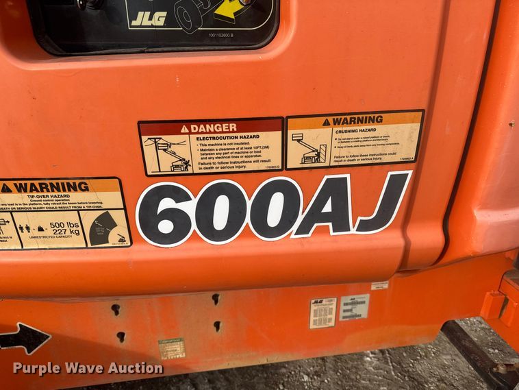image for item DO2377 JLG 600AJ boom lift