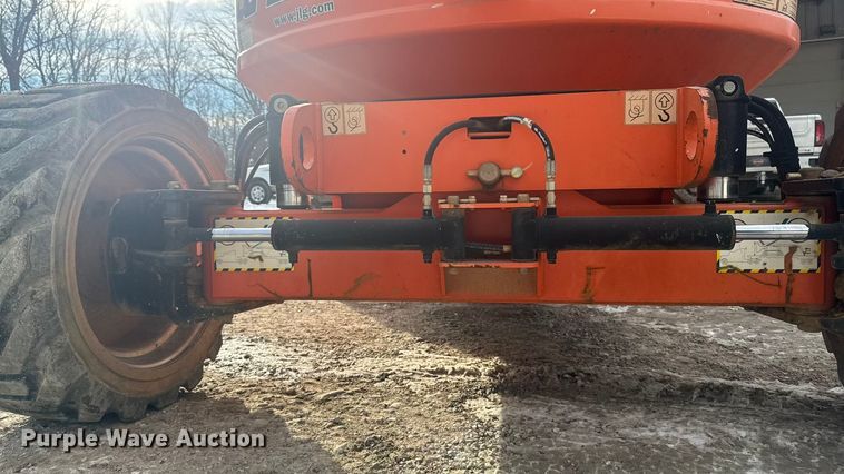image for item DO2377 JLG 600AJ boom lift