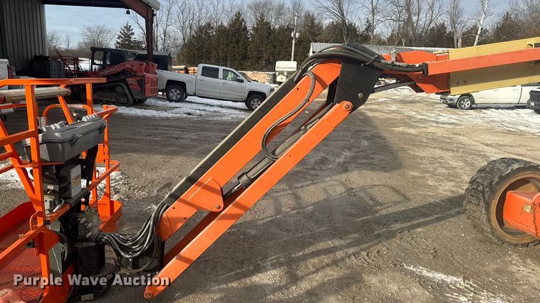 image for item DO2377 JLG 600AJ boom lift