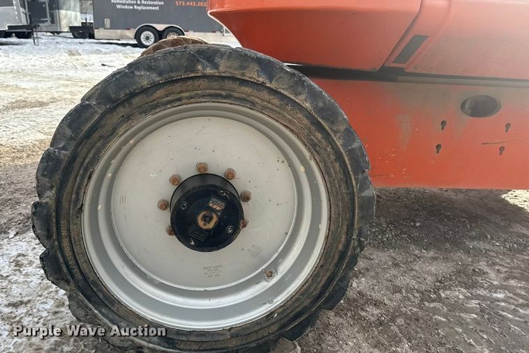 image for item DO2377 JLG 600AJ boom lift
