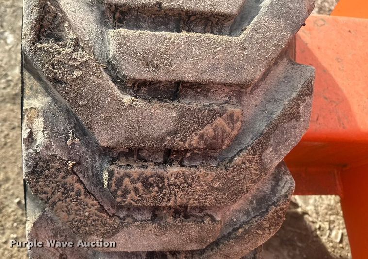 image for item DO2377 JLG 600AJ boom lift