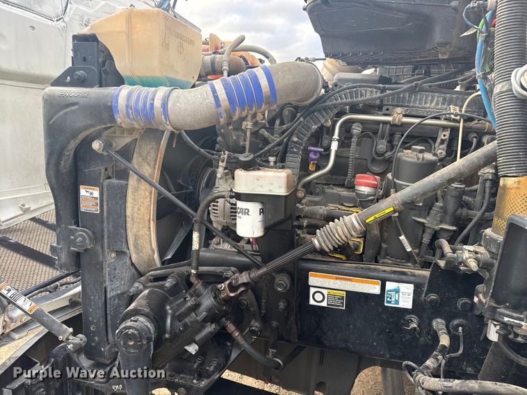 image for item DQ4221 2022 Peterbilt 579 dump truck