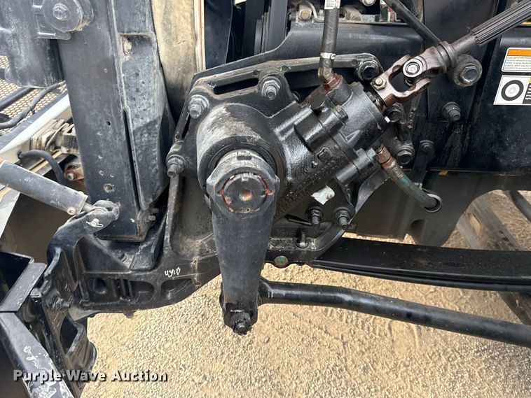 image for item DQ4221 2022 Peterbilt 579 dump truck