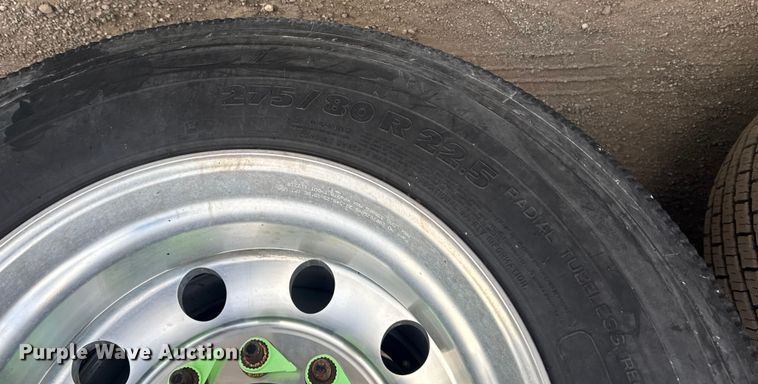 image for item DQ4221 2022 Peterbilt 579 dump truck