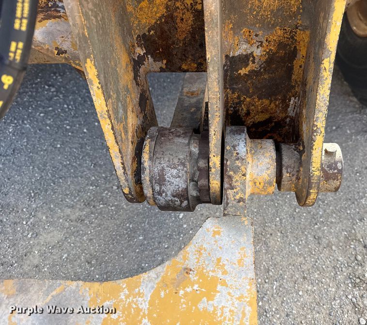 image for item DQ4226 2006 Caterpillar 160H motor grader