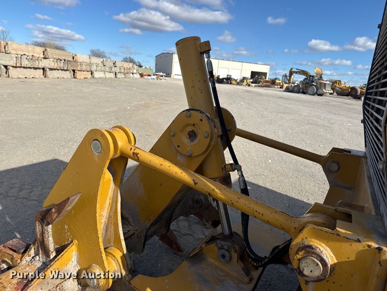 image for item DQ4226 2006 Caterpillar 160H motor grader