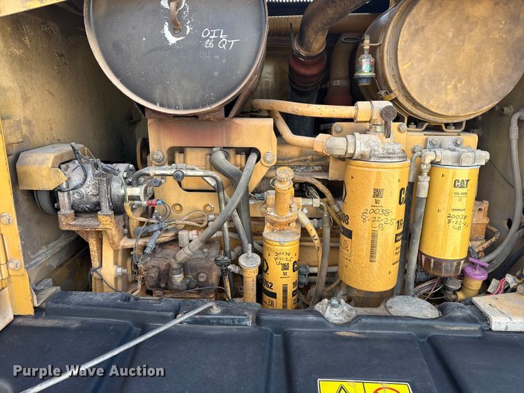 image for item DQ4226 2006 Caterpillar 160H motor grader