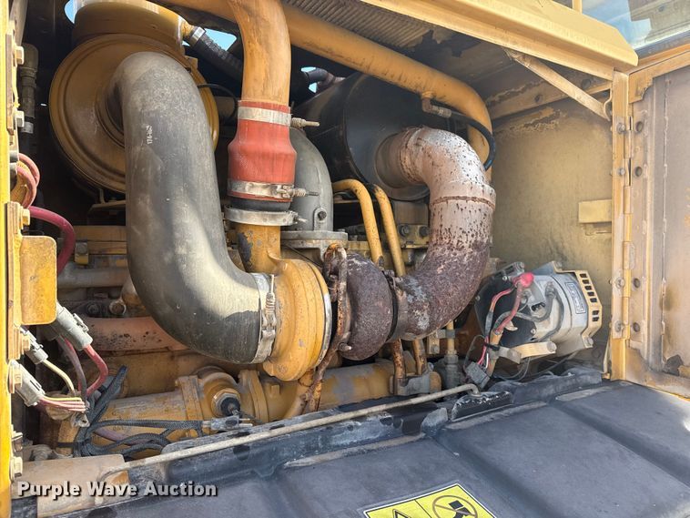 image for item DQ4226 2006 Caterpillar 160H motor grader