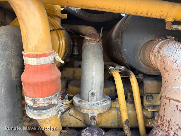 image for item DQ4226 2006 Caterpillar 160H motor grader