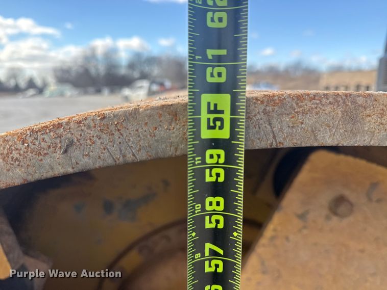 image for item DQ4227 2007 Caterpillar CS563 single drum vibratory roller