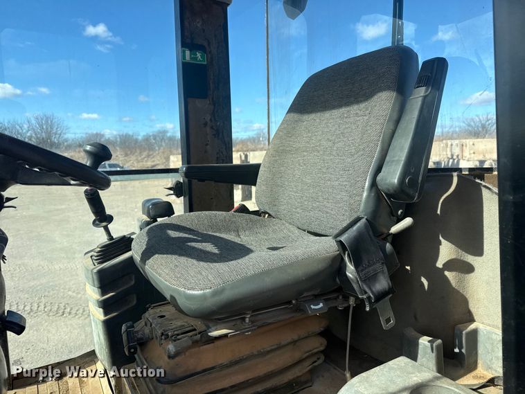 image for item DQ4227 2007 Caterpillar CS563 single drum vibratory roller