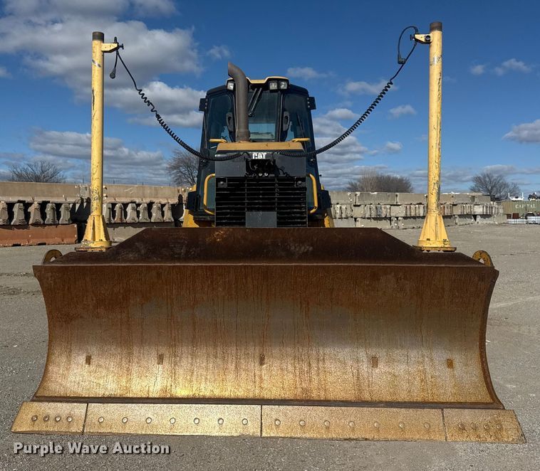 image for item DQ4228 2015 Caterpillar D6K2XL dozer
