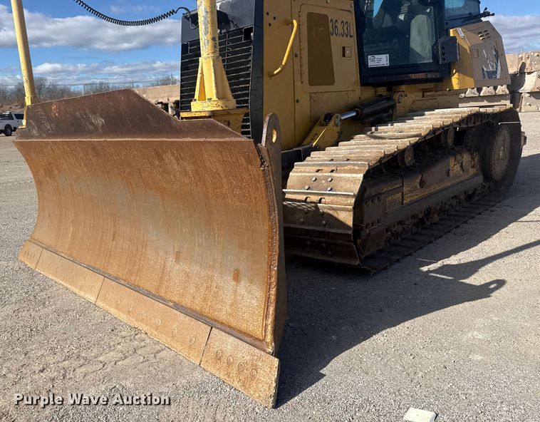 image for item DQ4228 2015 Caterpillar D6K2XL dozer