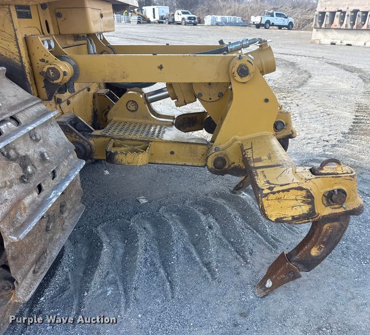image for item DQ4228 2015 Caterpillar D6K2XL dozer